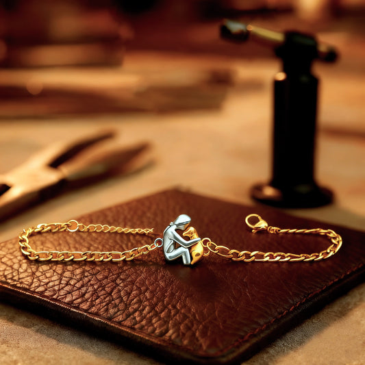 RIVAURA Golden Puppy Companion Bracelet
